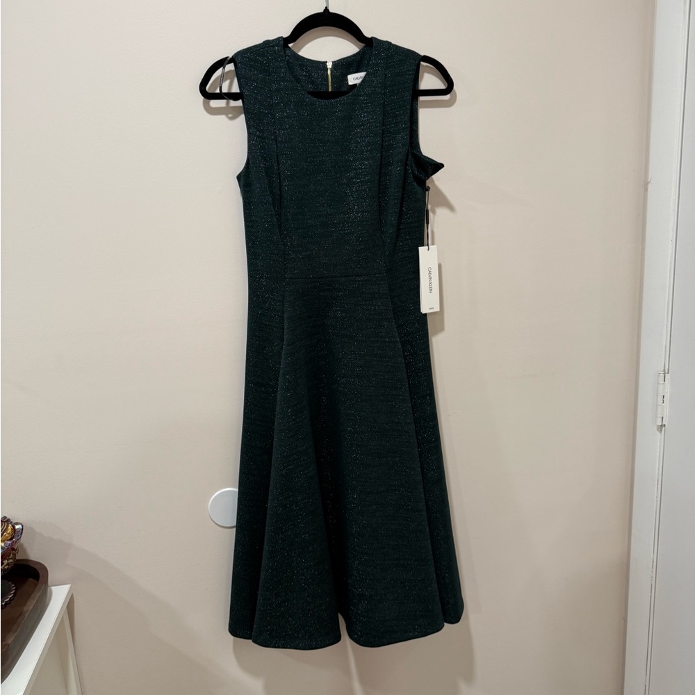 Elegant Sleeveless Green Dress NWT
